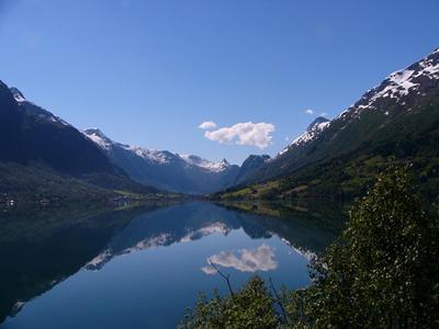 Olden Fjordhotel Exterior photo
